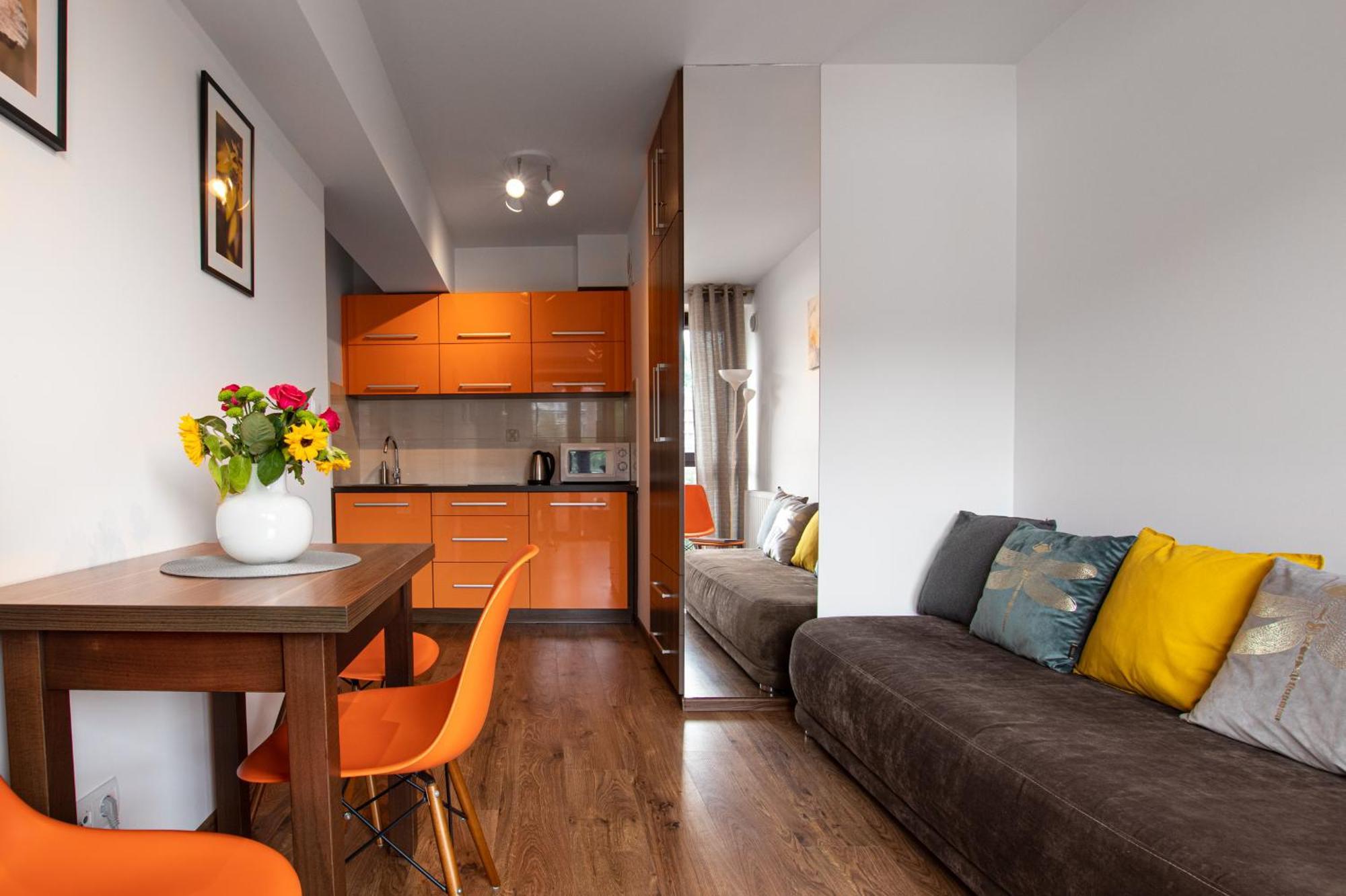 Aparthotel City Center Apartments Krynica Zdroj Bagian luar foto